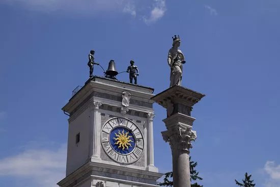 Statua della Giustizia del Paleario