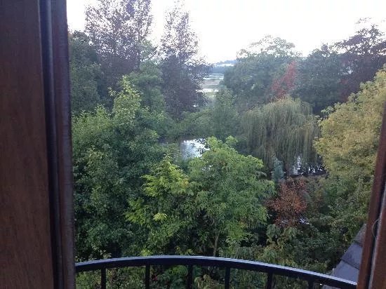 Avondale Riverside Apartments