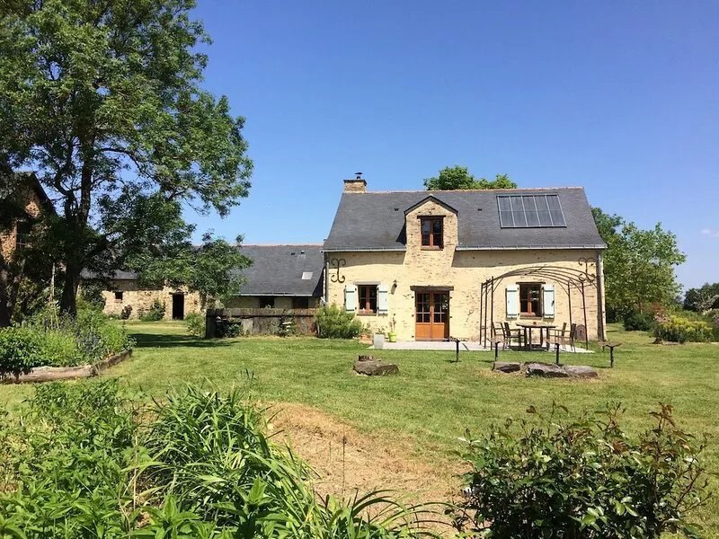 Country house close to Vioreau Lake