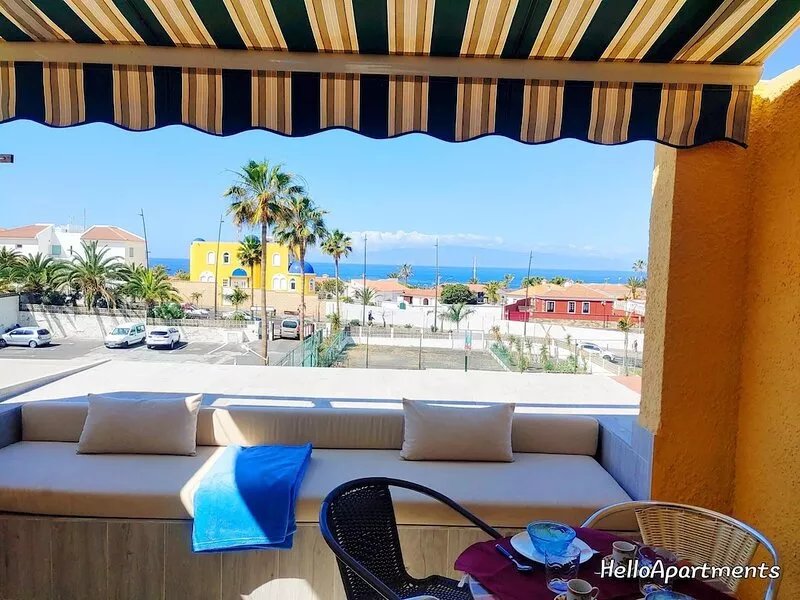 Terrace, sea view, Wi-Fi, swimming pool, 50 mts. from the beach