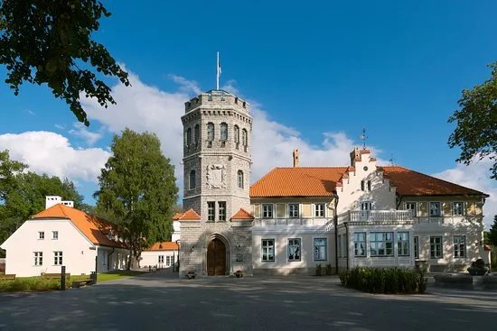 Maarjamae Palace Estonian History Museum (Maarjamae Loss)