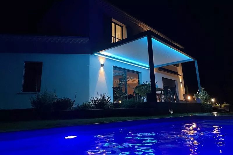 Modern Provencal villa, fully air-conditioned (on the ground) Swimming pool