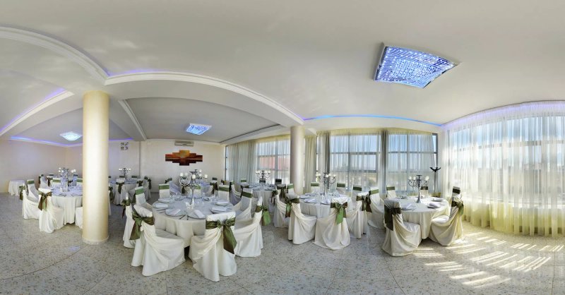 Regina Noptii Restaurant - Hotel