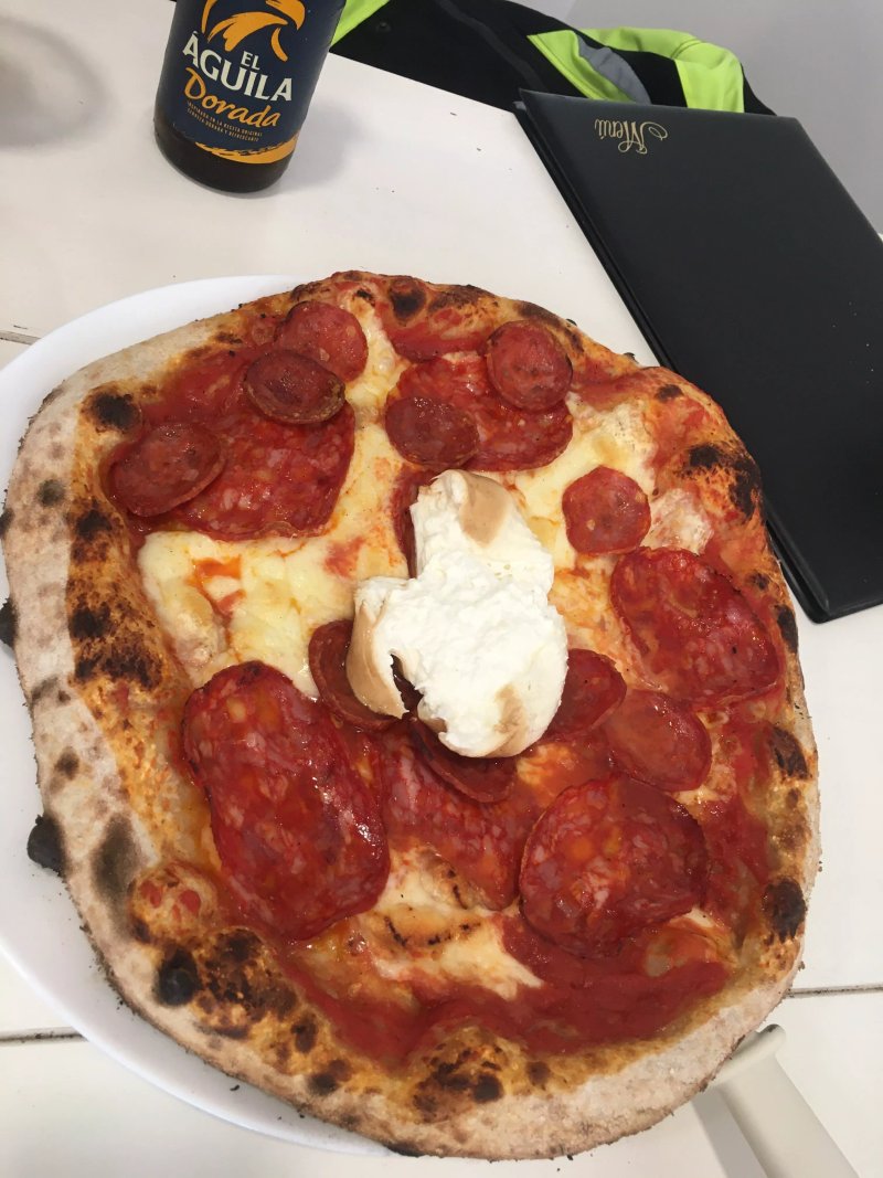 Trattopizza L'Italia en la Mesa