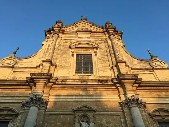 St. Walburga's Church (Sint-Walburgakerk)