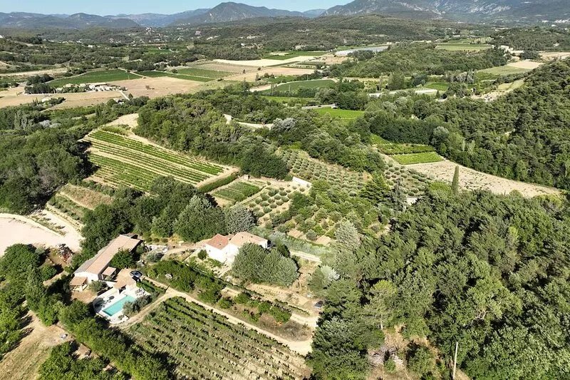 Gîte "Le Rosier" LE MAS DES Charrettes