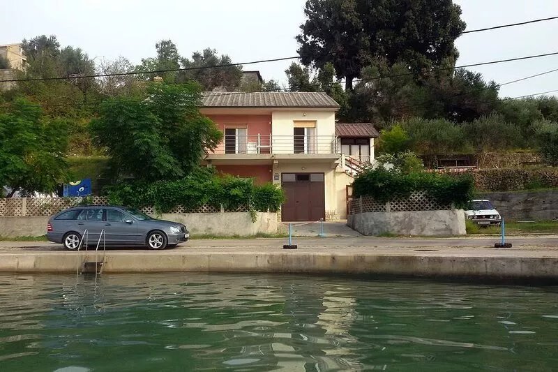 Four bedroom apartment near beach Supetarska Draga - Donja, Rab (A-5042-a)