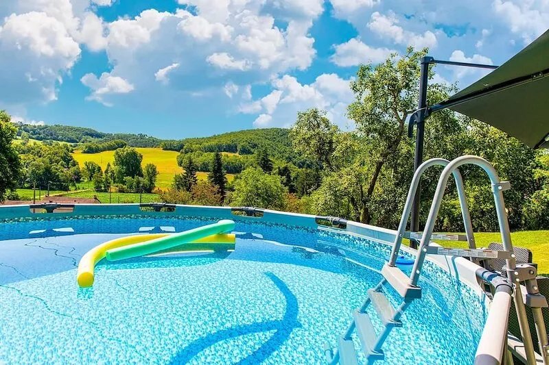 Renovated farmhouse with private pool