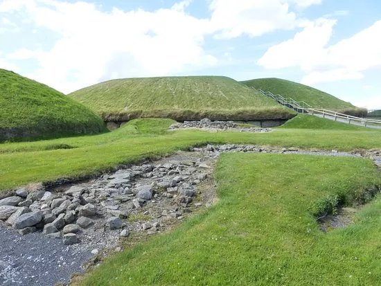 Knowth Megalithic Passage Tomb