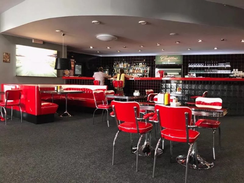 Cadillac Cafe & Restaurant