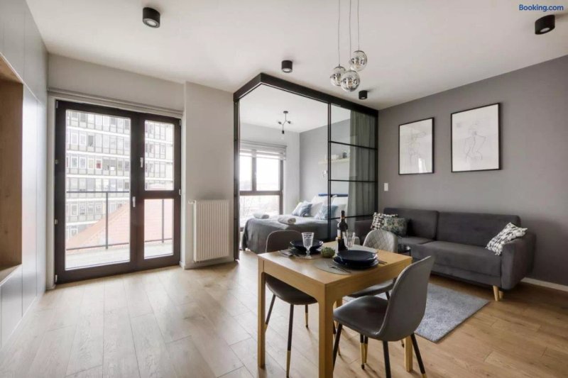 Warsaw Night Apartments Metro Plocka