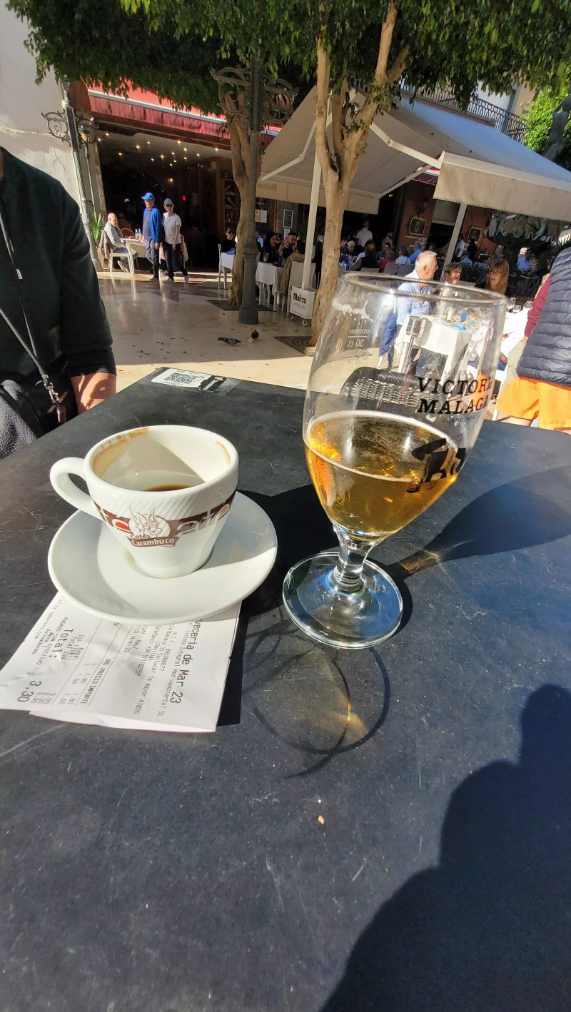 La Cerveceria Del Mar 23