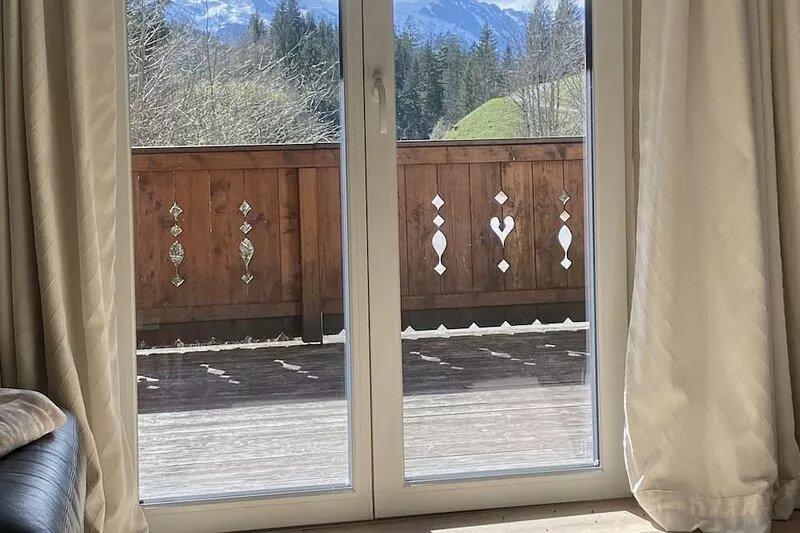 Family House in Russbach 500m from slopes (1Km from lift station)