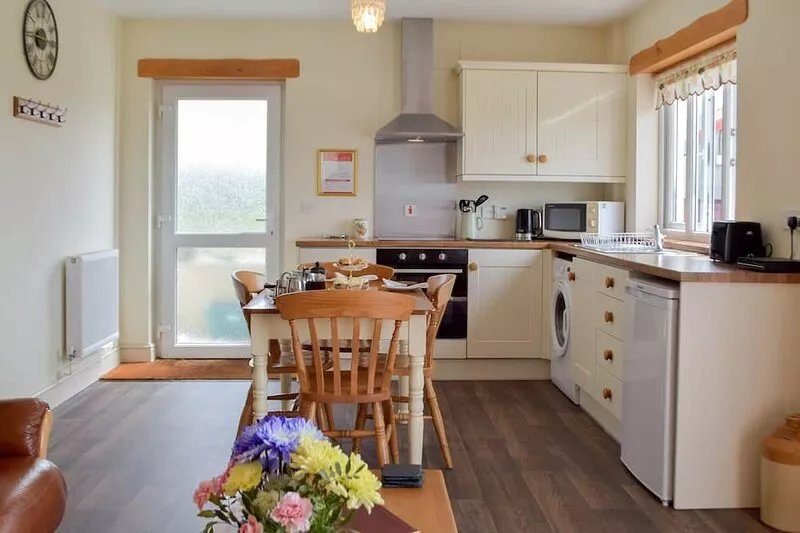 2 bedroom accommodation in Canaston Bridge, near Narberth
