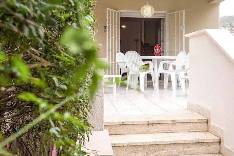 independent villa located a few minutes walk from the beach in quiet area