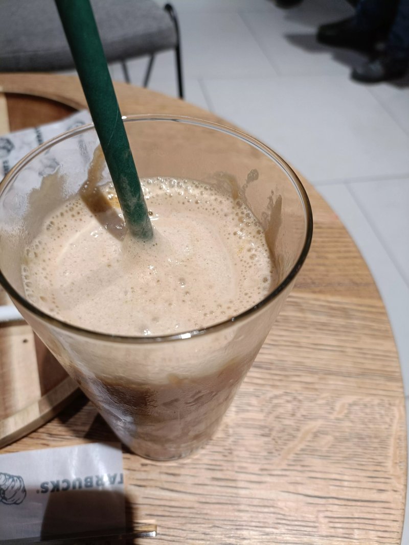 Starbucks Coso 15