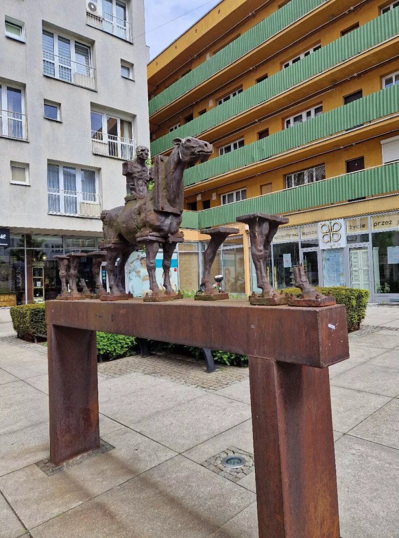 Horse Monument