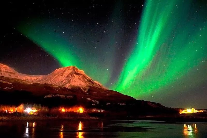 A Beautiful Golden Circle cottage, paradise in the south Iceland, hot tub, wi-fi
