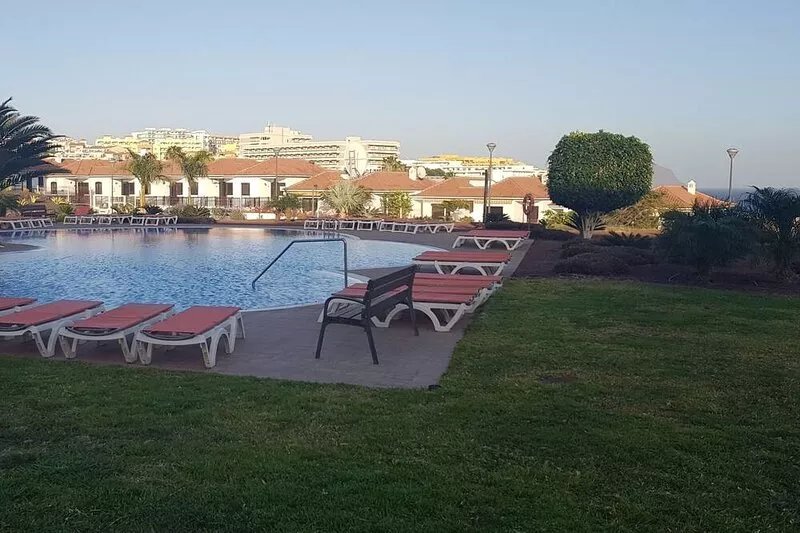 Stunning  2 bedroom  apartment with full view of the sea and marina , full sun