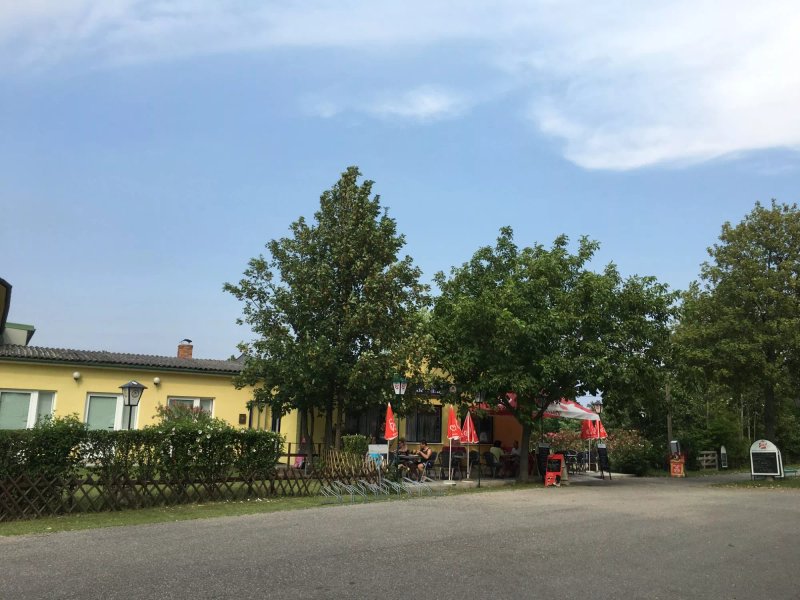 Pizzeria Im Seehotel Am Zicksee