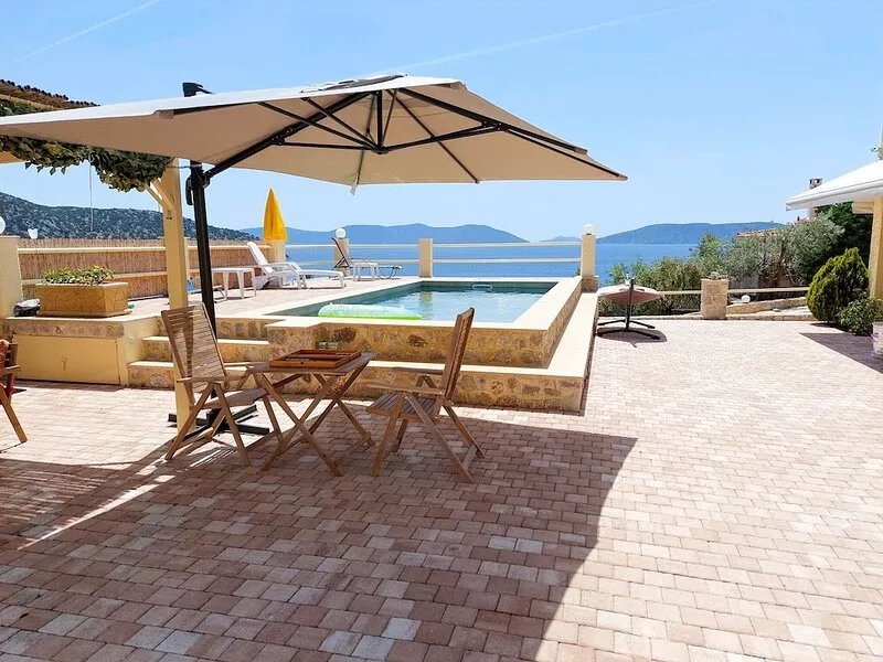 A Zen place with private pool/gym/ping pong/piano/pool table/sauna/hammam
