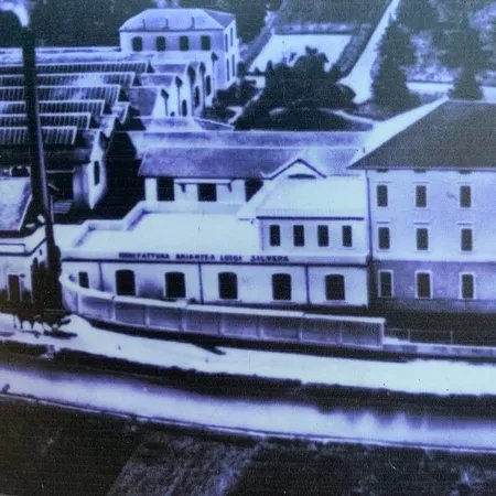 Palazzina della Manifattura Briantea Luigi Silvera