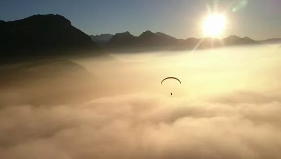 DragonView.ch Paragliding Adventure