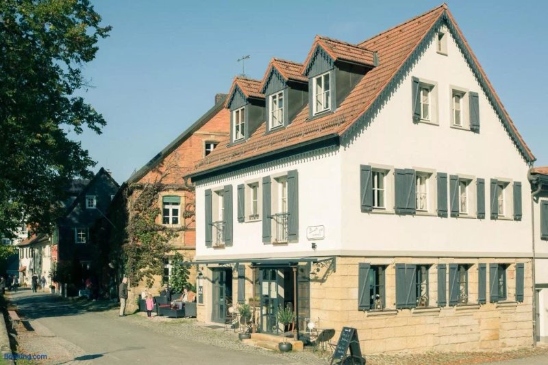 Moments Cafe & Apartmenthaus