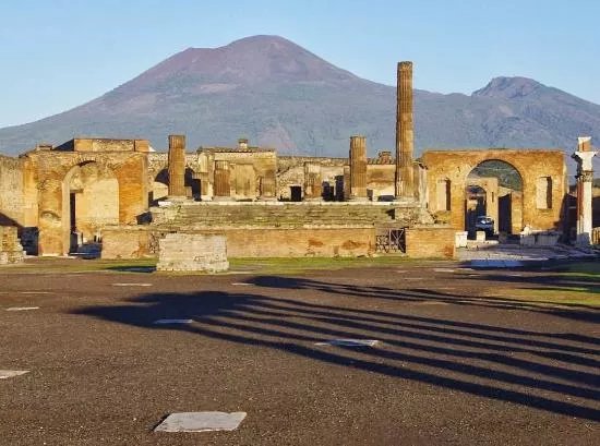 Pompei & Herculaneum Express Tours & Guides