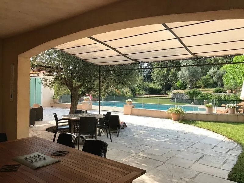 Villa au Calme ,vue Dégagée et Décor Soigné