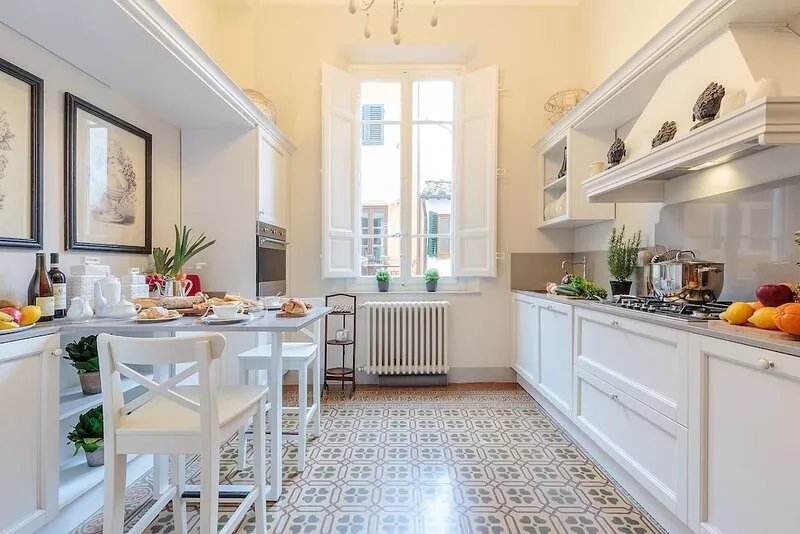 The Park View 4 Bedrooms Apartment with Terrace and Elevator inside the Walls