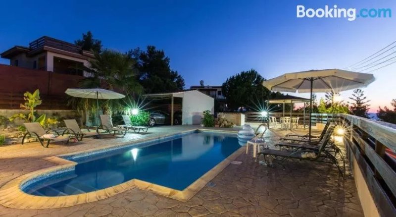 Kinousa Villas