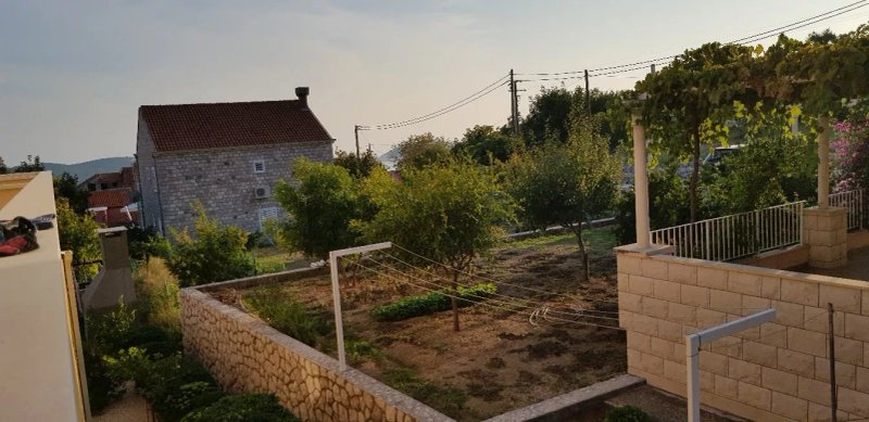 Apartment & Room Ladisic