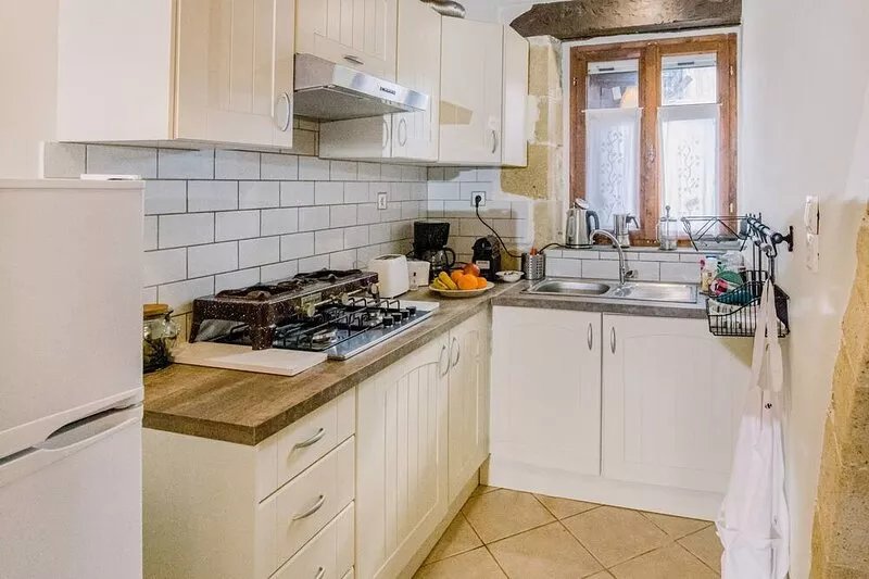Traditional Stone House close to Beach and Chania city