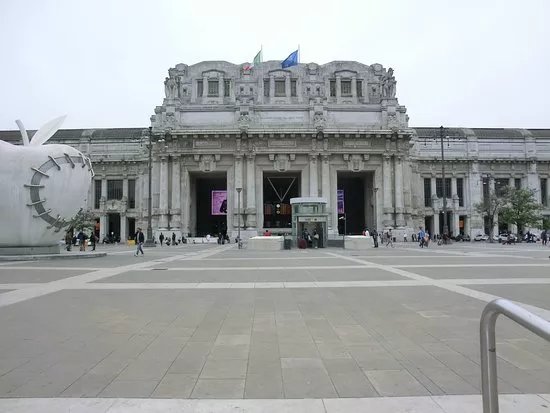 Piazza Duca d'Aosta