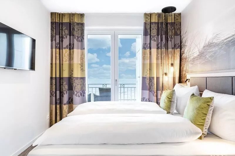 Tolles Apartment in Toplage am Strand mit Balkon und Großartigem Meerblick