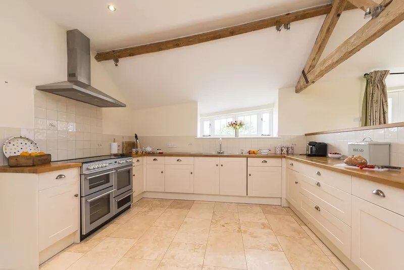 Clayhanger Lodge is a spacious, converted detached barn