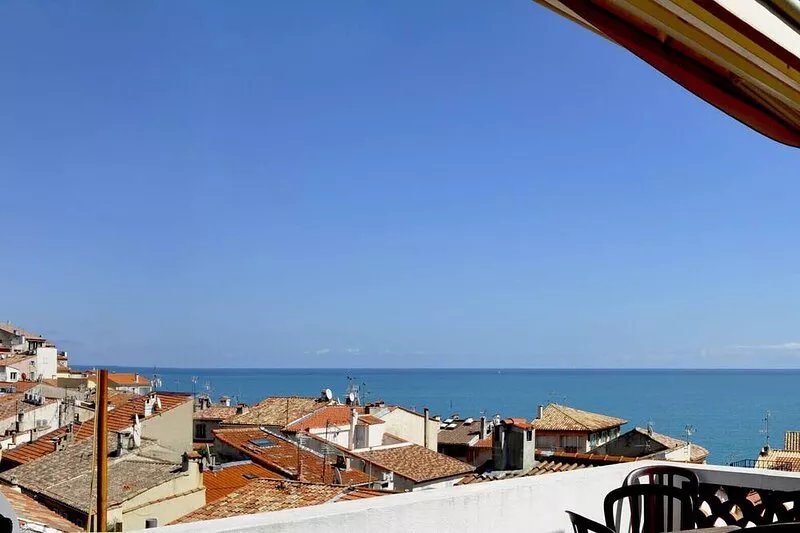 Beautifull townhouse with spetacular sea view in the waterfront distri