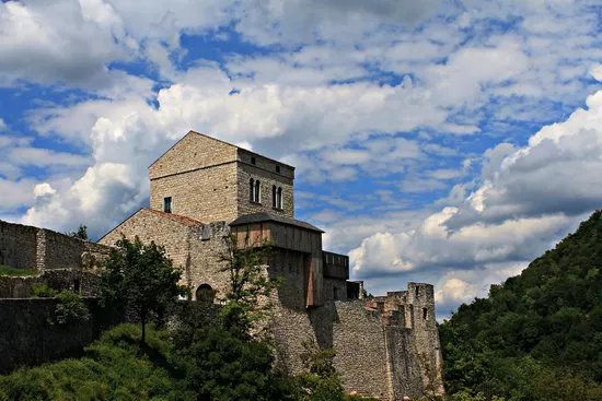 Castello di San Pietro