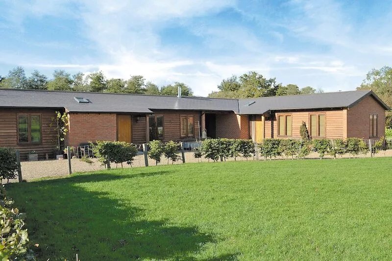 1 bedroom accommodation in Bearsted, near Maidstone