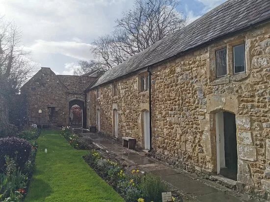 Glastonbury Treasure Hunt