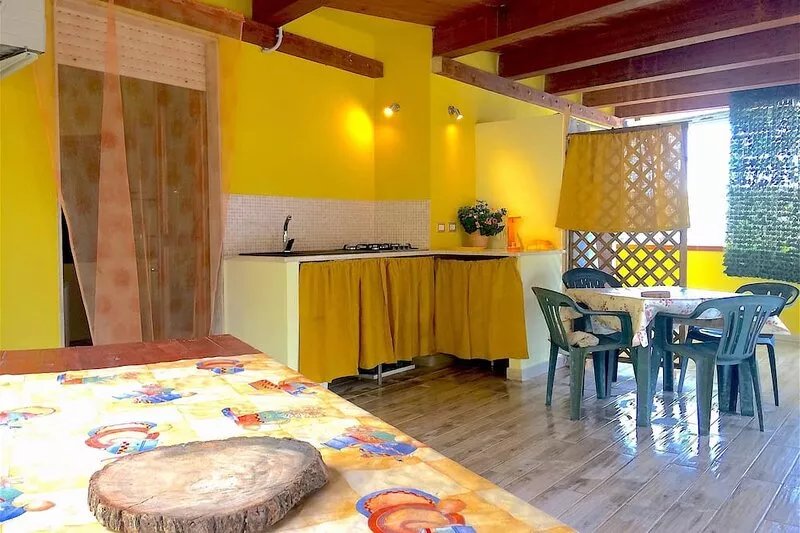 Alghero, Spiagge Bianca Maria Pia, beautiful veranda with outdoor kitchen