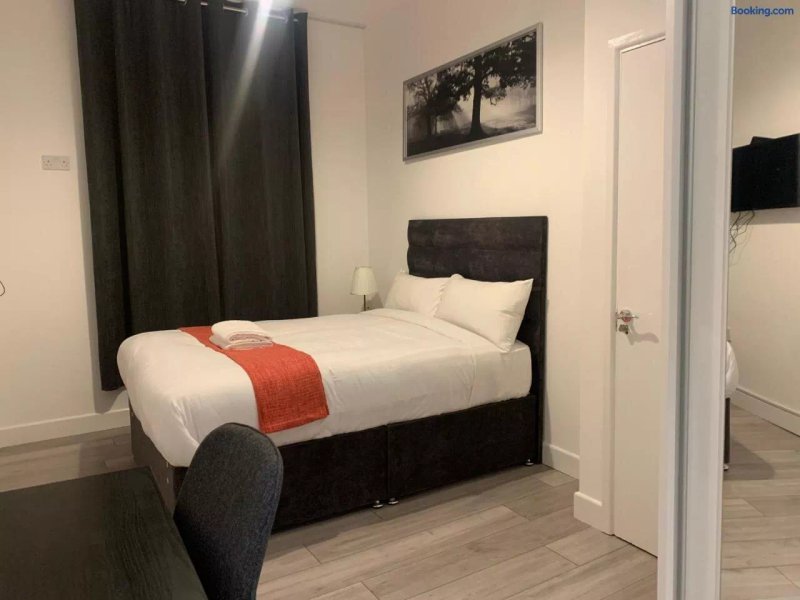 Frances St Guest House