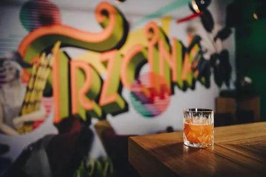 TRZCINA Bar