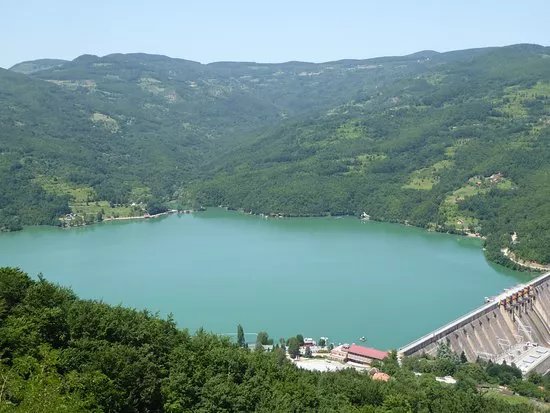 Perucac Lake