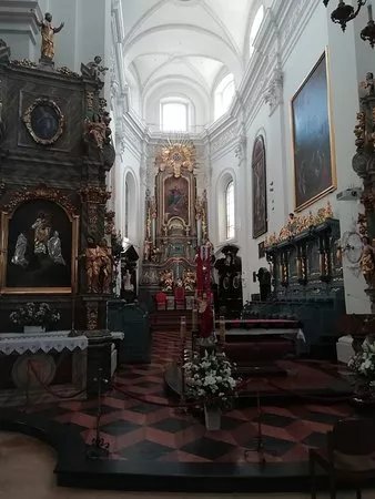 Bazylika katedralna Wniebowziecia NajSwietszej Maryi Panny i Sw. Mikolaja w Lowiczu