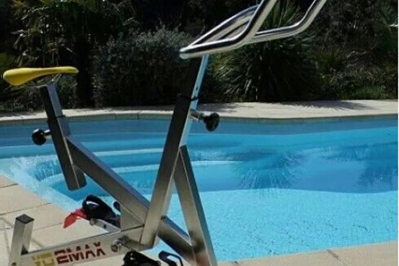 Prestige villa in MONBAZILLAC, 6Km Bergerac, Swimming pool, Sauna