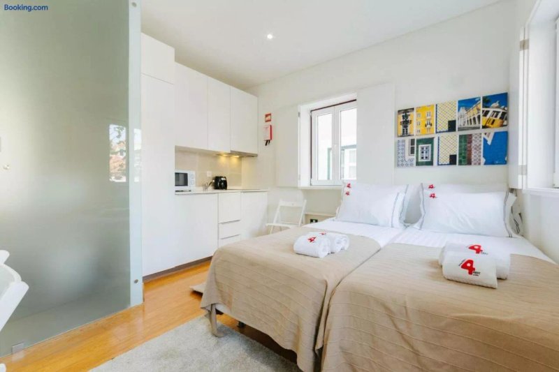 Rent4Rest Mouraria Lisbon Apartments