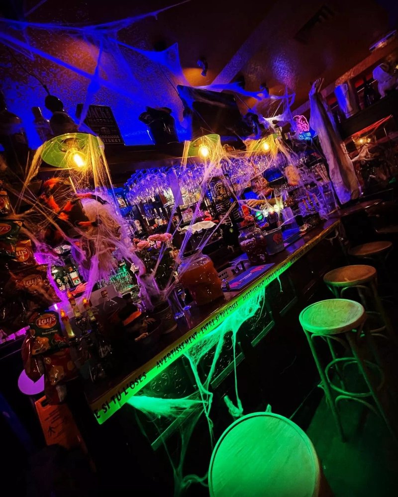 Le Pub