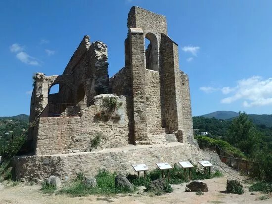 Ruines De L'eglise Saint-pons